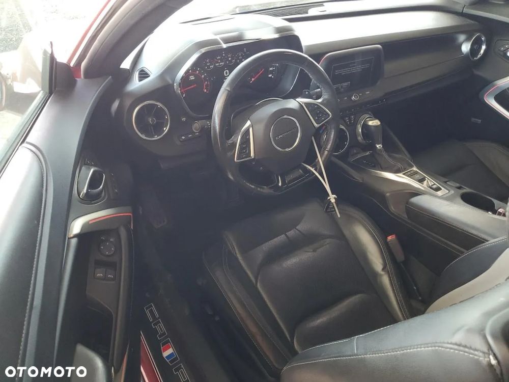 Chevrolet Camaro Coupe 2.0 - 7