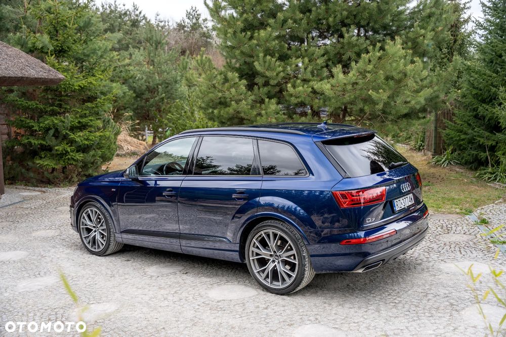 Audi Q7 - 21