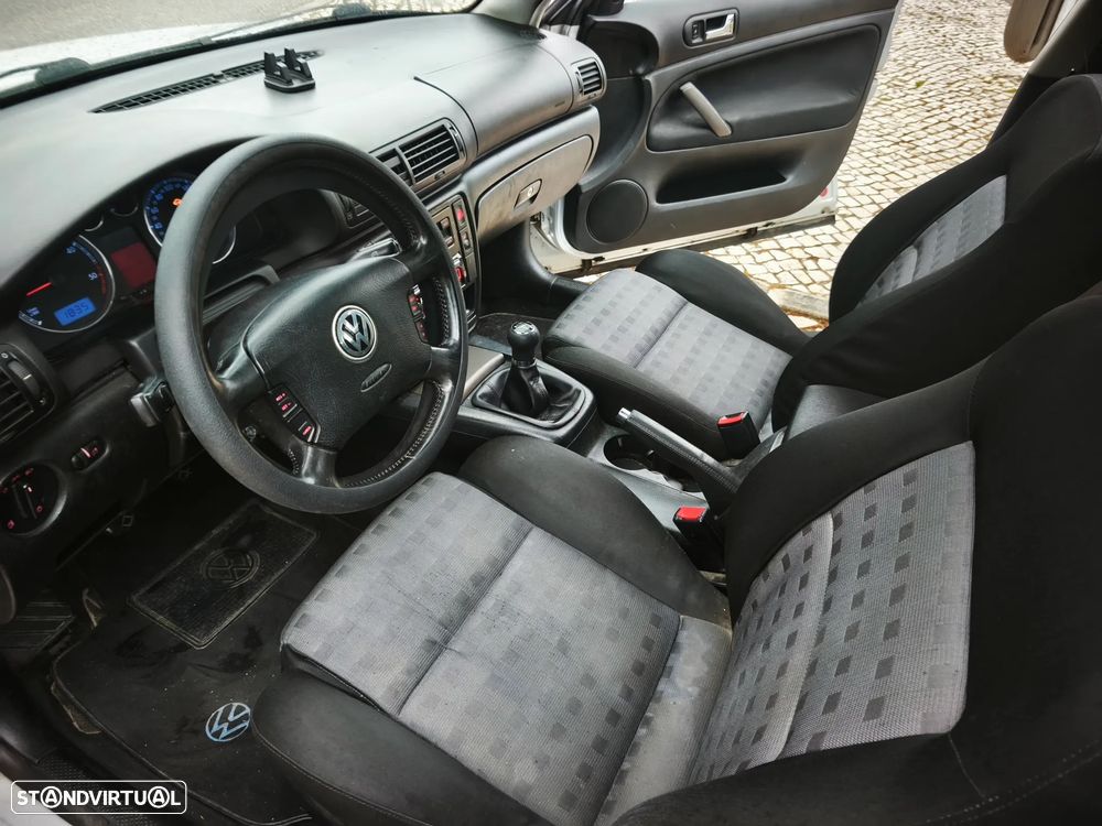 VW Passat Variant 1.9 TDi Conf.Plus 6V - 10