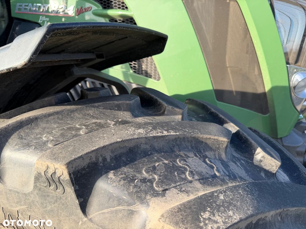 Fendt 824 Vario - 15