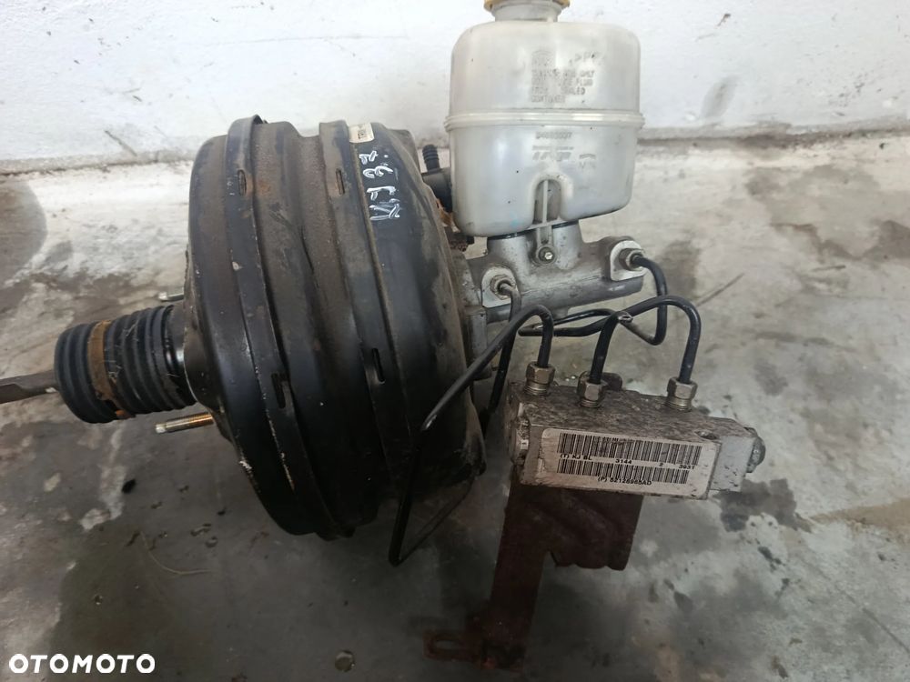 Serwo hamulcowe Jeep liberty KJ 3.7 - 3