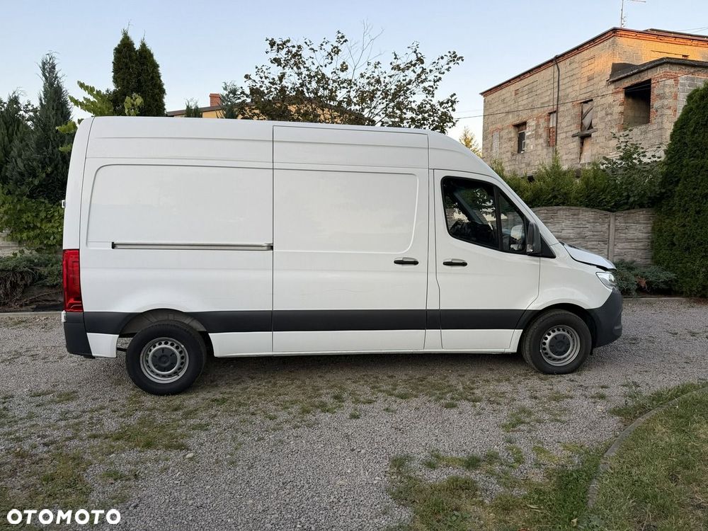 Mercedes-Benz Sprinter - 17