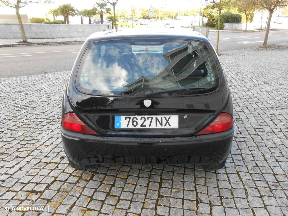 Lancia Y 1.2 Elefantino Blu - 7