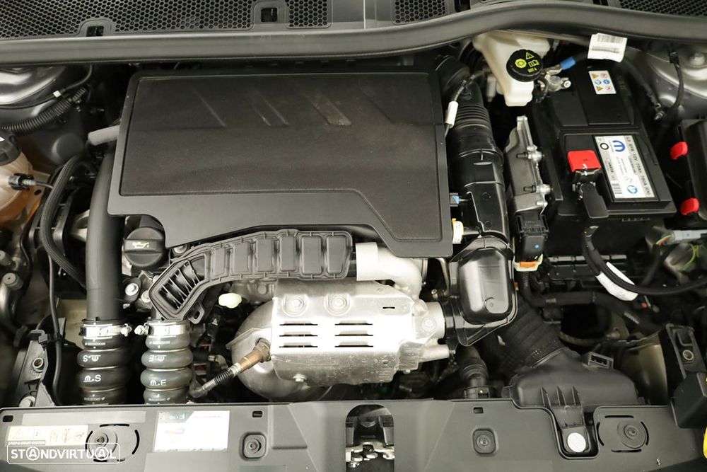 Peugeot 2008 1.2 PureTech Allure - 23