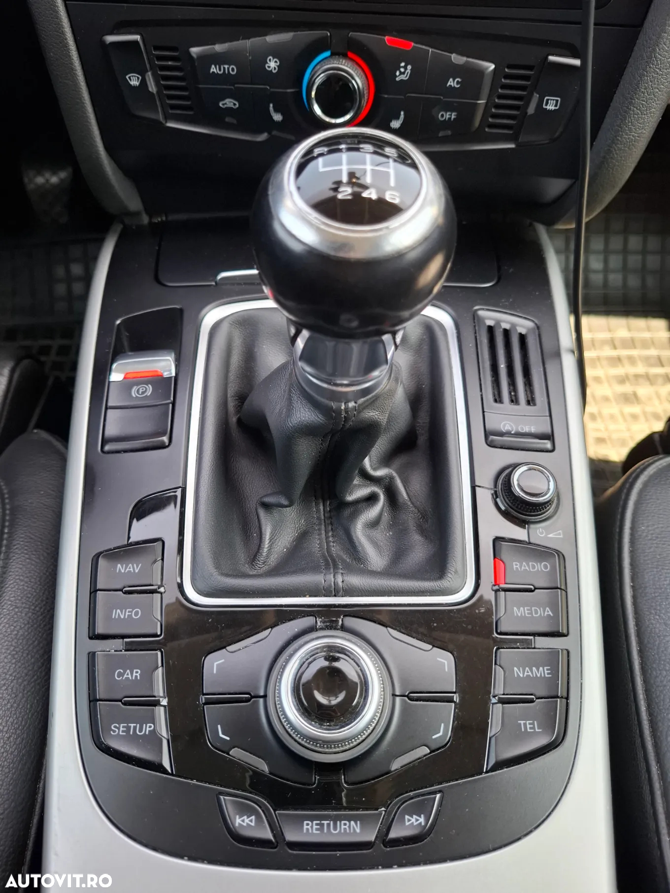 Audi A4 2.0 TDI B8 - 14