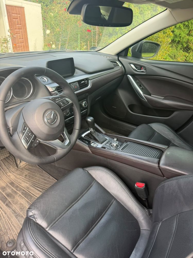 Mazda 6 - 10