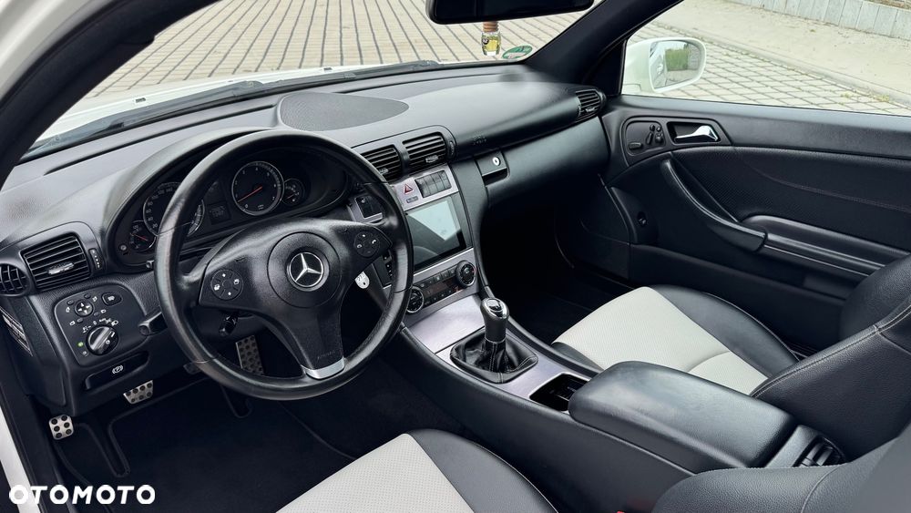 Mercedes-Benz CLC 200 Kompressor - 21