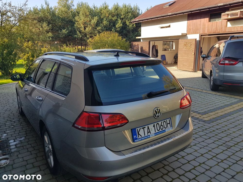 Volkswagen Golf 1.6 TDI BlueMotion Technology Comfortline - 34