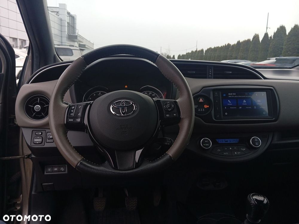 Toyota Yaris 1.5 Selection - 16