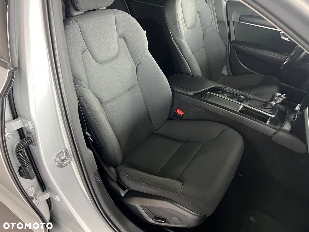 Volvo V90 - 34