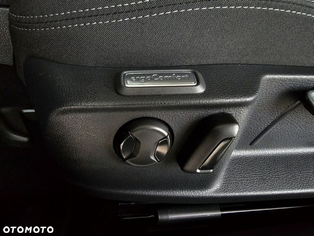 Volkswagen Passat Variant - 29