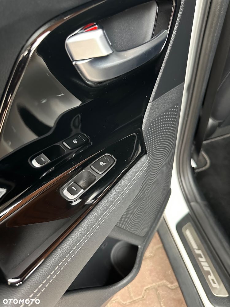 Kia Niro 1.6 GDI Plug-in Hybrid M - 9