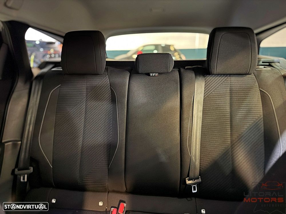 Peugeot 308 SW 1.6 Hybrid Allure e-EAT8 - 40