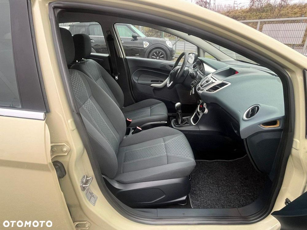 Ford Fiesta 1.25 Ambiente EU5 - 8