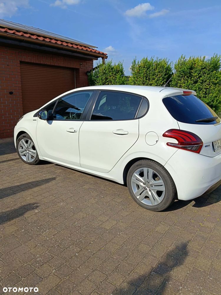 Peugeot 208 PureTech 82 Start & Stop Active - 6