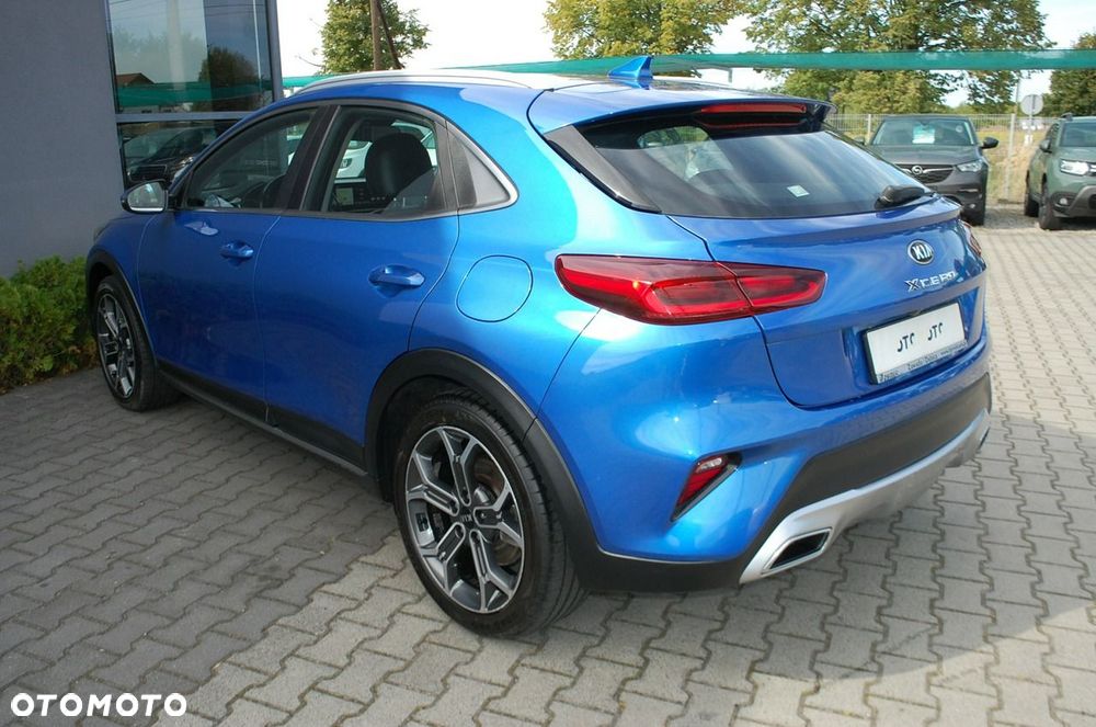 Kia XCeed - 14