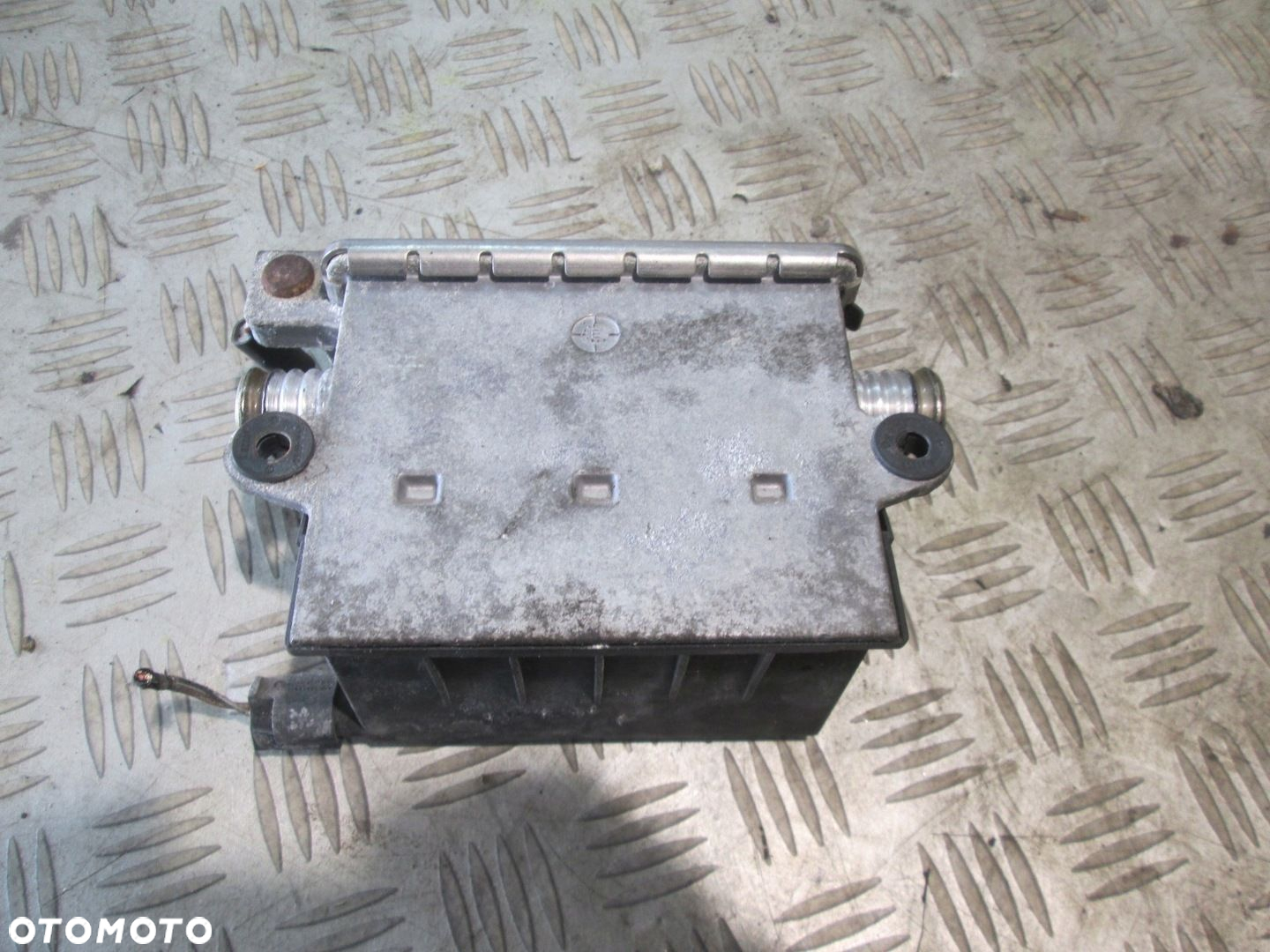 BMW OE 64.12-6 918 806 podgrzewacz przepływowy elektryczny E46 - 2