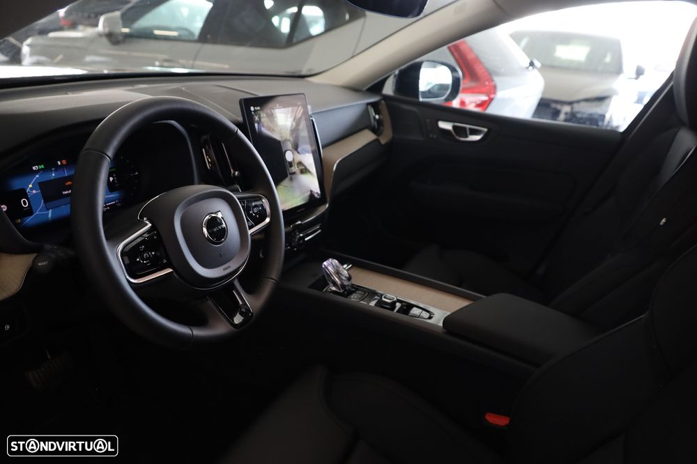 Volvo XC 60 2.0 T6 PHEV Plus Dark AWD - 15