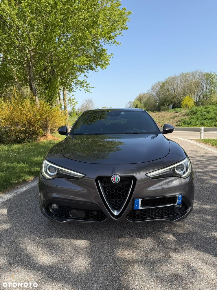 Alfa Romeo Stelvio 2.2 16V AT8 Q4 Ti - 3