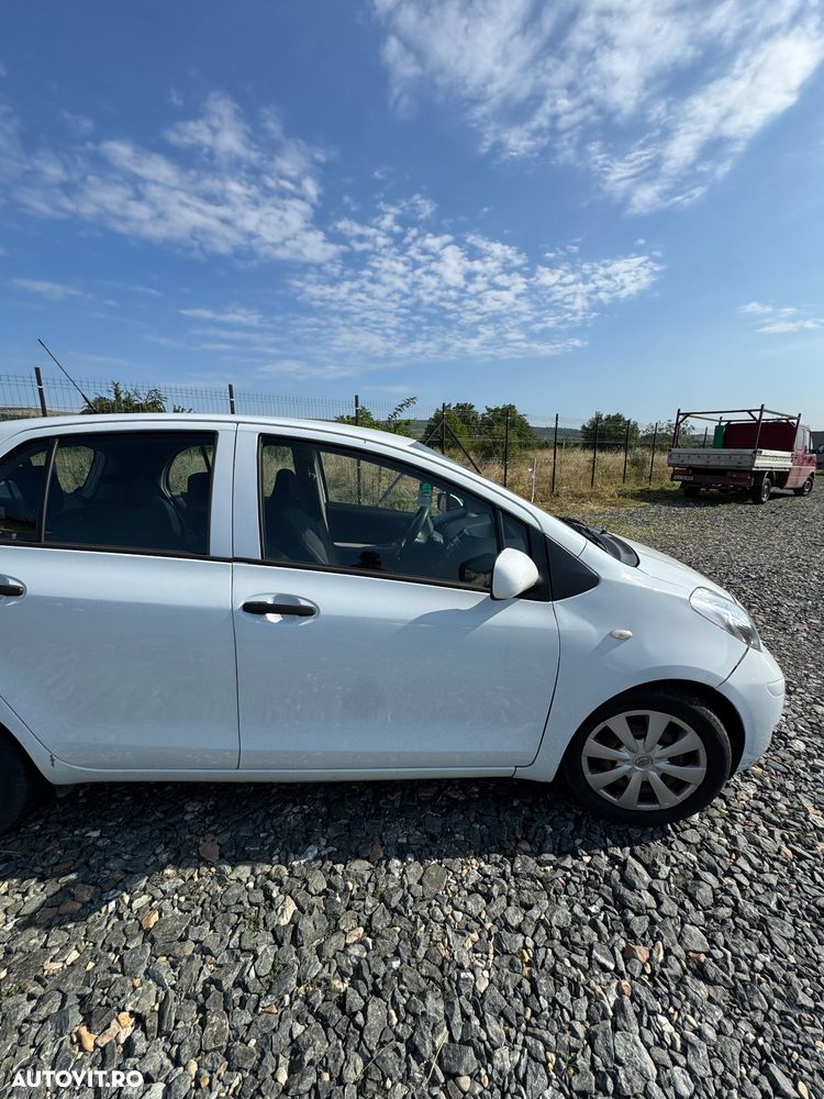 Toyota Yaris 1.4 D-4D Luna - 3