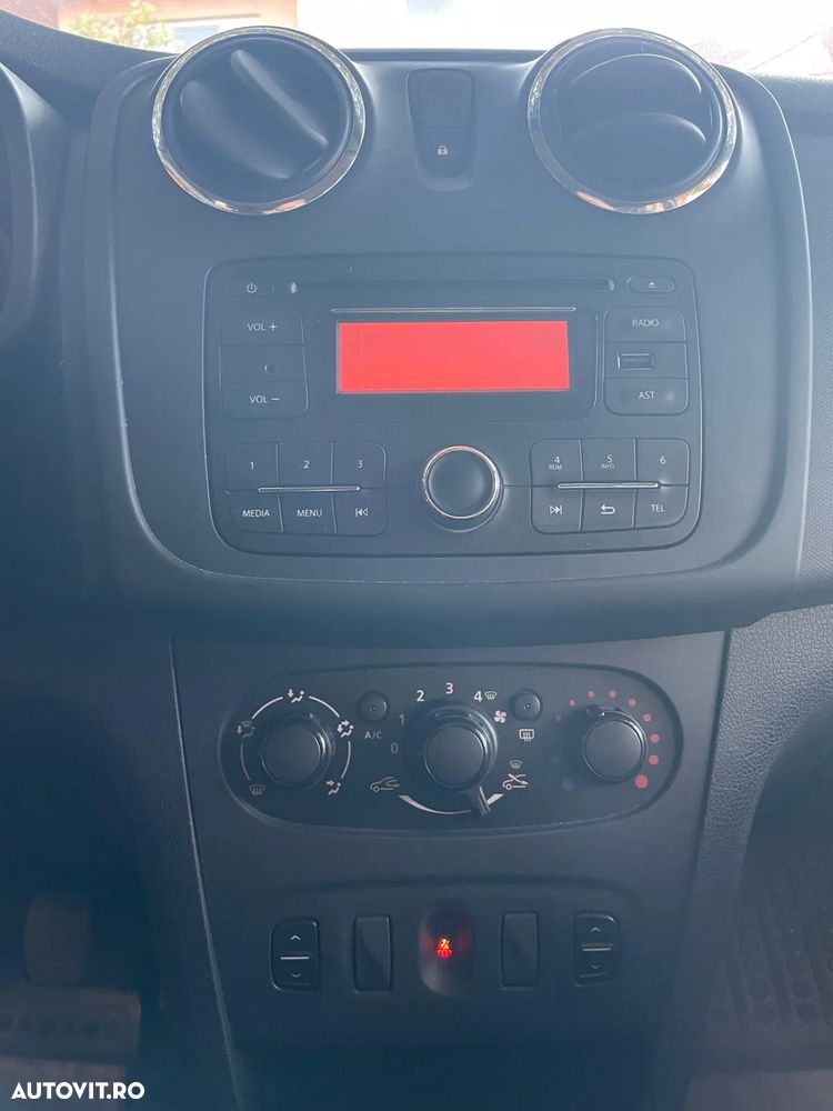 Dacia Sandero - 7