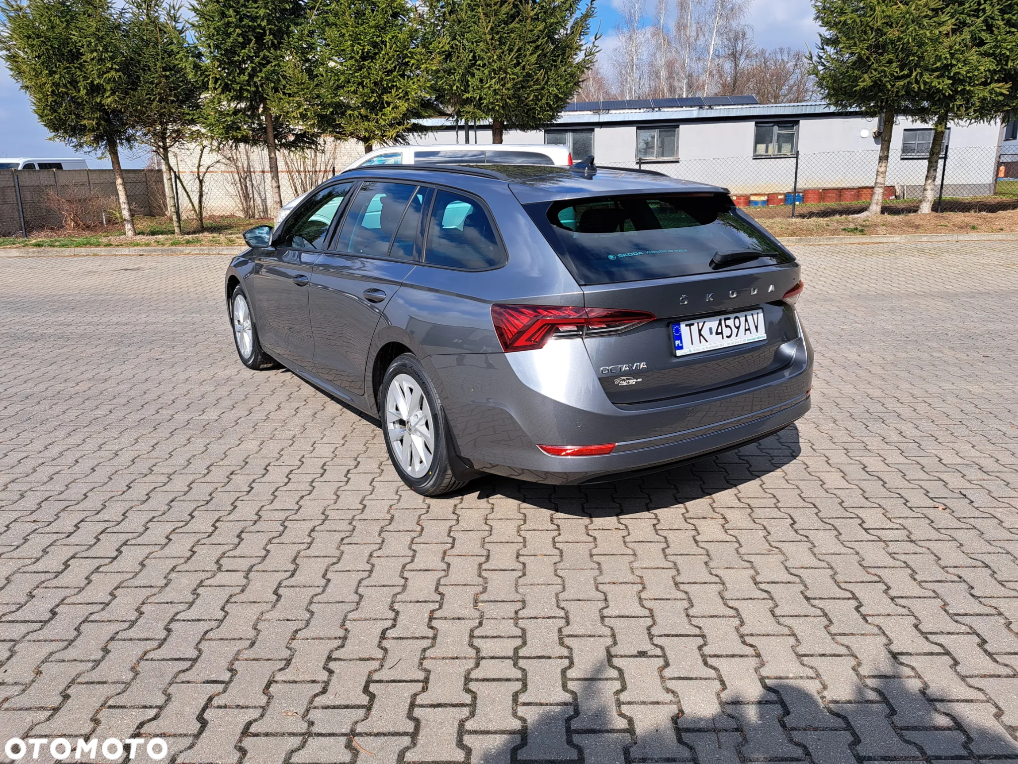 Skoda Octavia 2.0 TDI Ambition DSG - 3