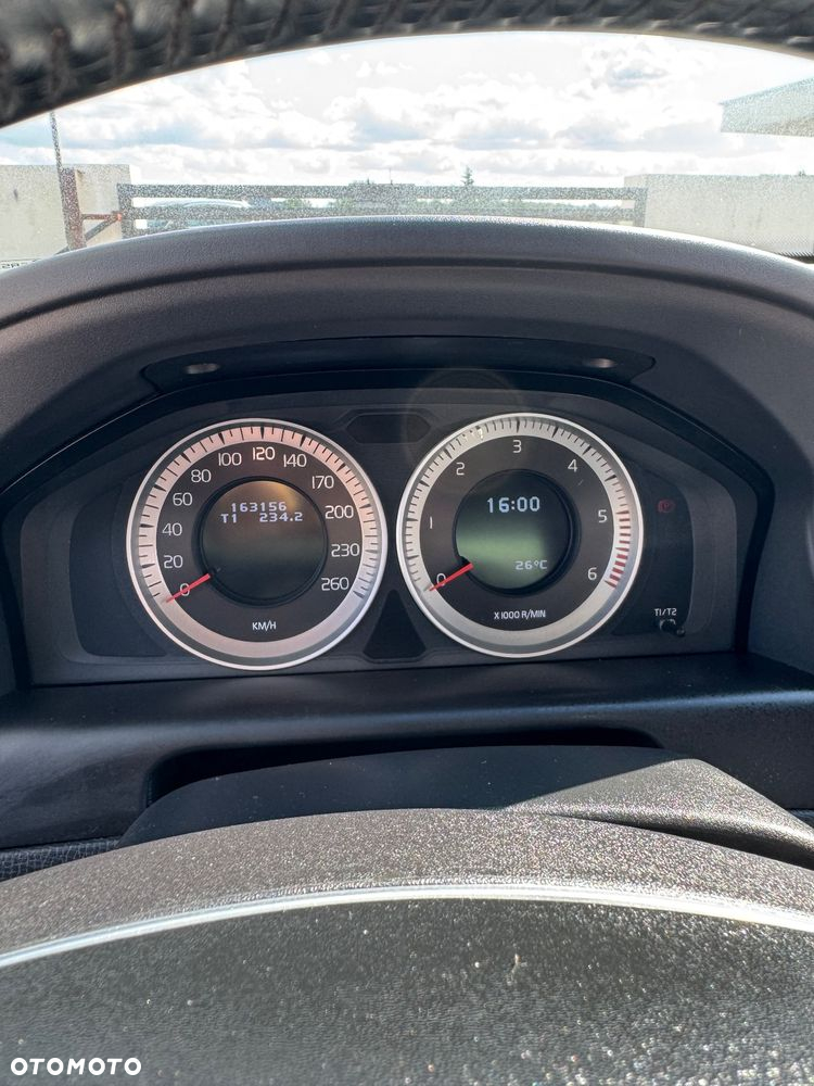 Volvo XC 60 - 29