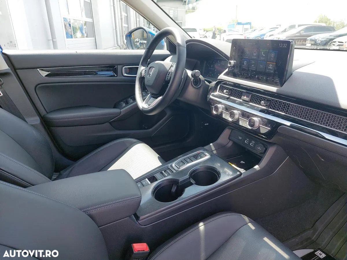 Honda Civic 2.0 e:HEV E-CVT Advance - 12