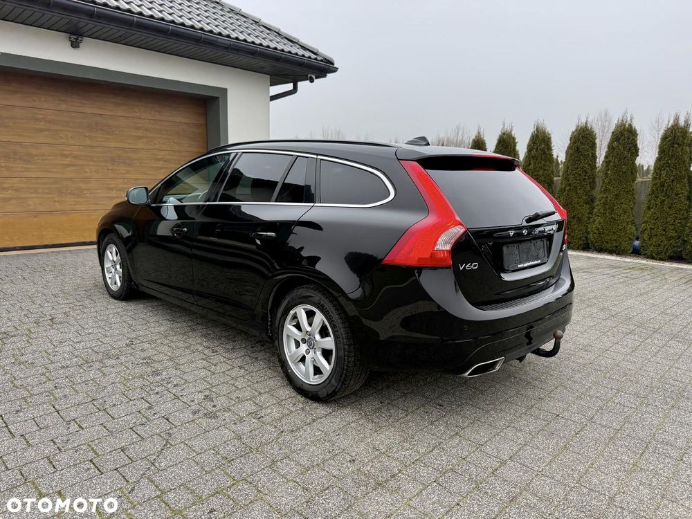 Volvo V60 D4 Momentum - 6
