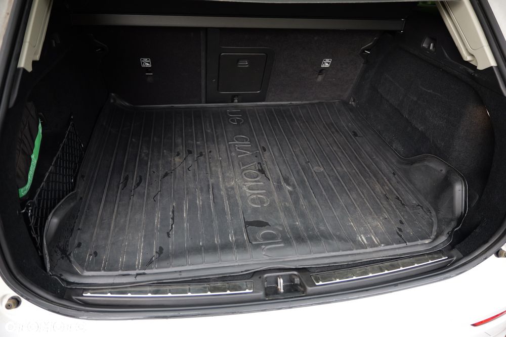Volvo XC 60 B4 B Momentum Pro - 10