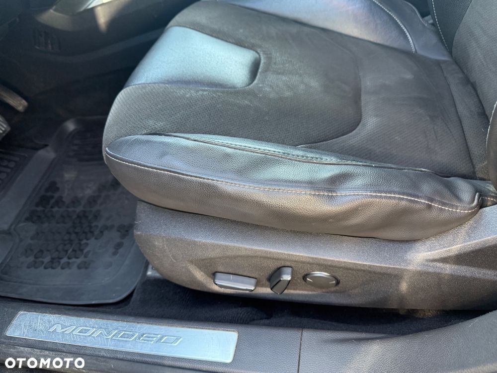 Ford Mondeo Turnier 2.0 TDCi Start-Stopp PowerShift-Aut Titanium - 24