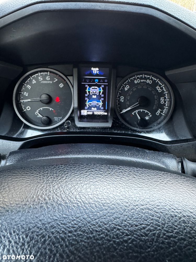 Toyota Tacoma - 6