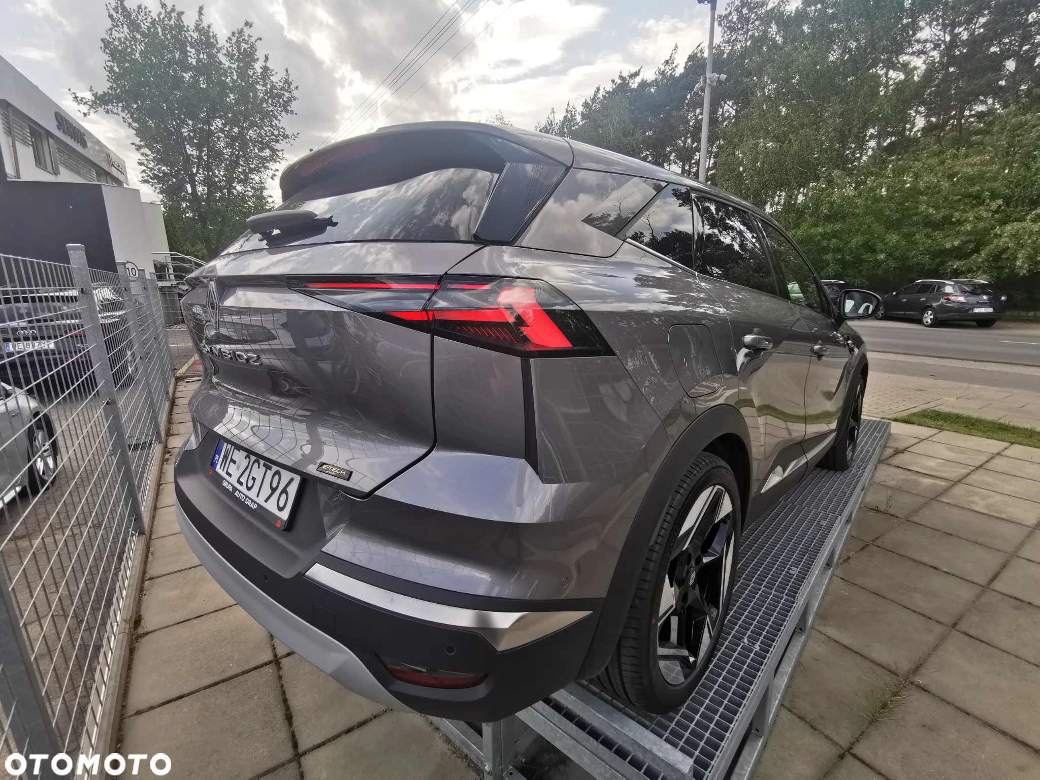 Renault Symbioz 1.6 E-Tech Full Hybrid 145 Iconic - 10