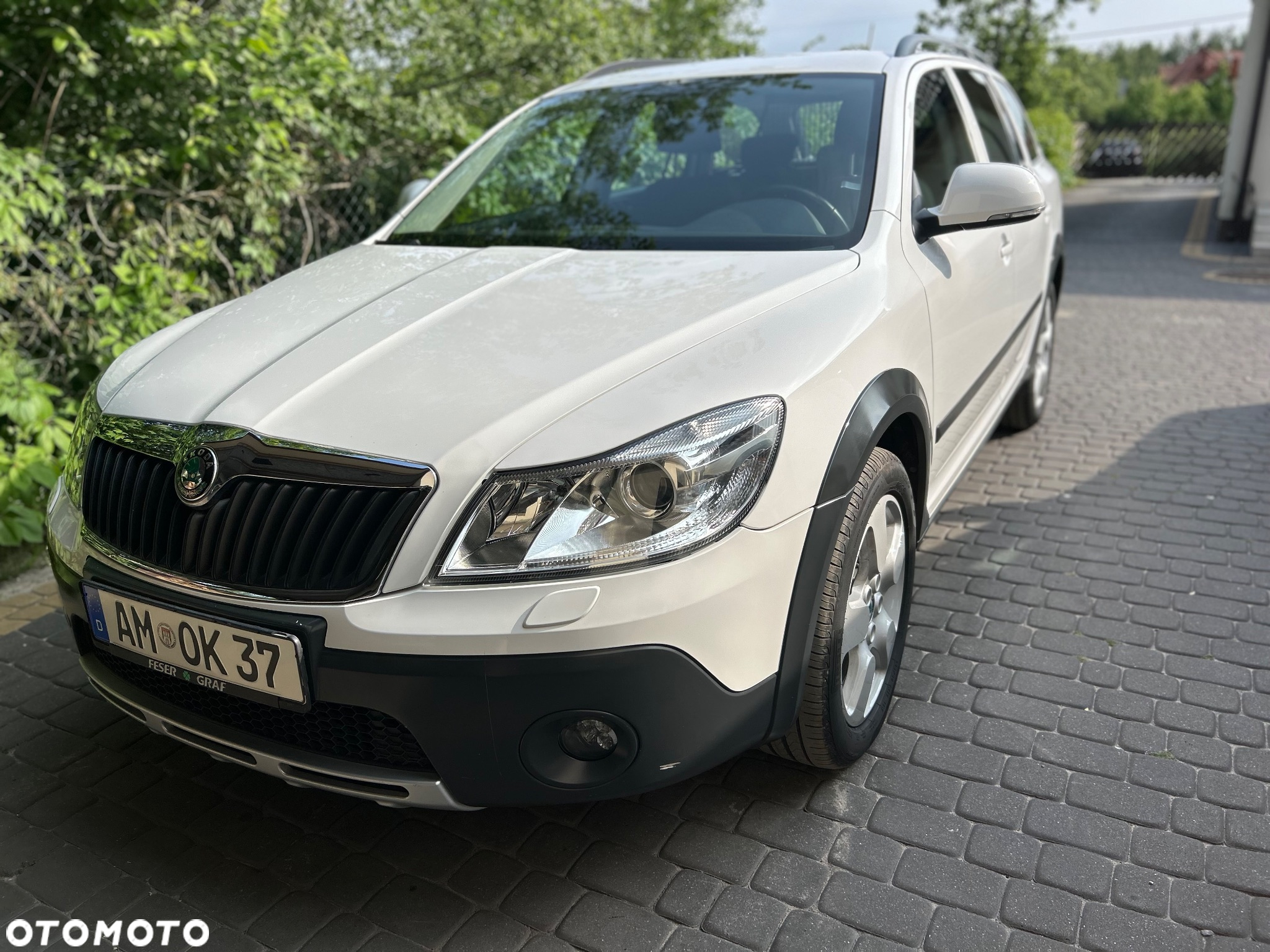 Skoda Octavia Combi 2.0 TDI DPF 4x4 Scout - 17