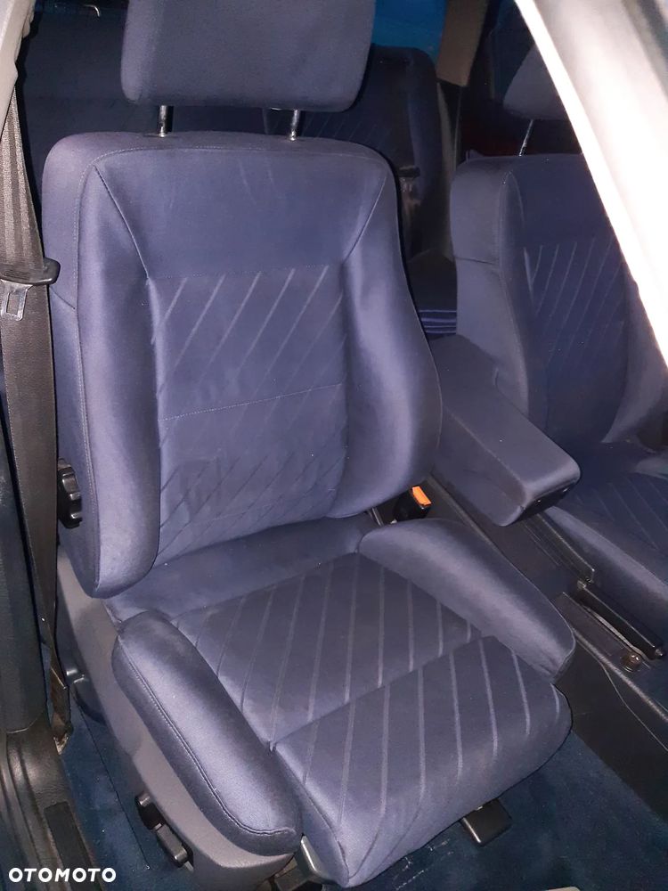 Audi A6 Avant 2.8 E Quattro - 17