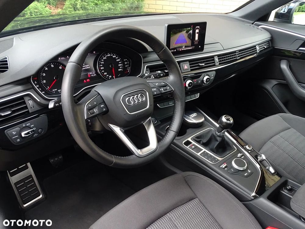 Audi A4 Avant 1.4 TFSI design - 14