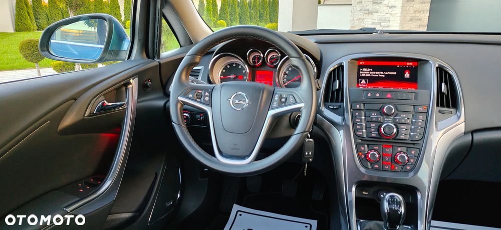 Opel Astra 1.4 Turbo Exklusiv - 19