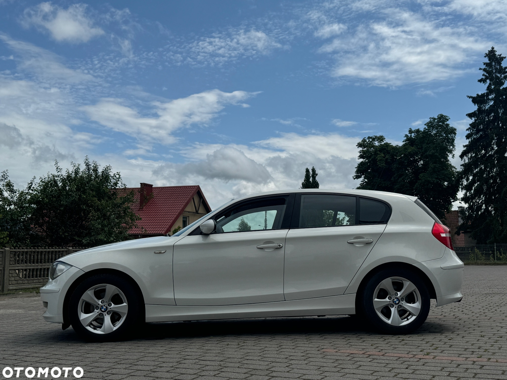 BMW Seria 1 116d - 4