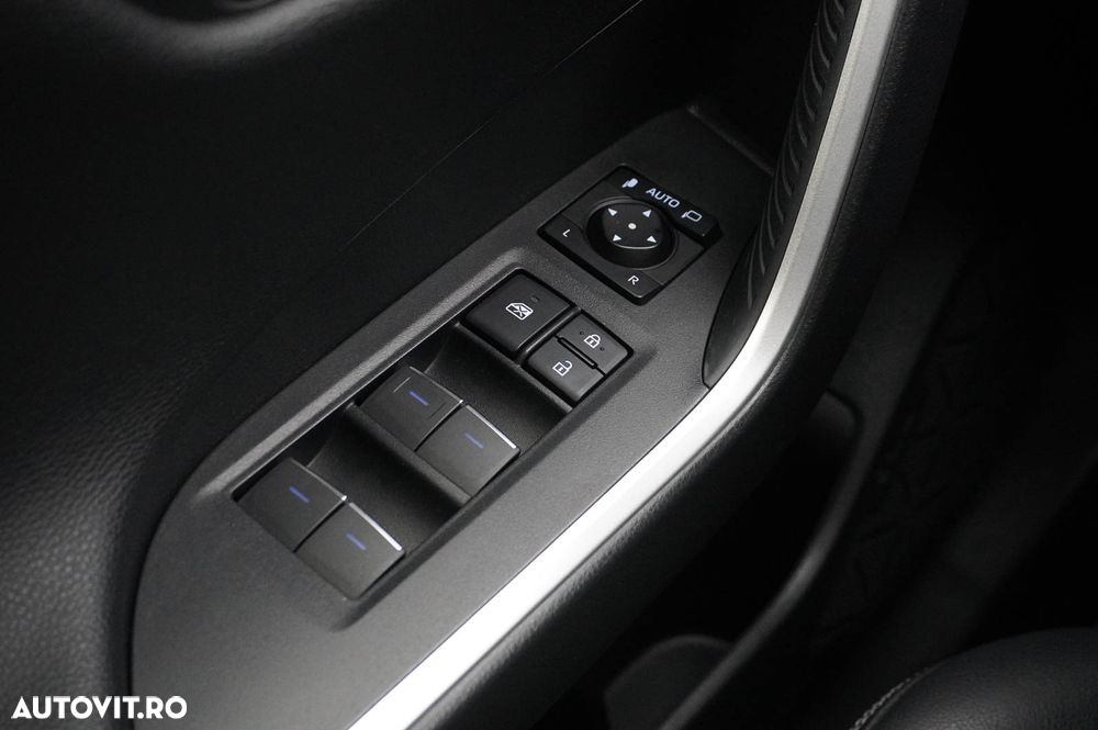 Toyota RAV4 2.5 VVT-iE 4x4 Luxury - 18