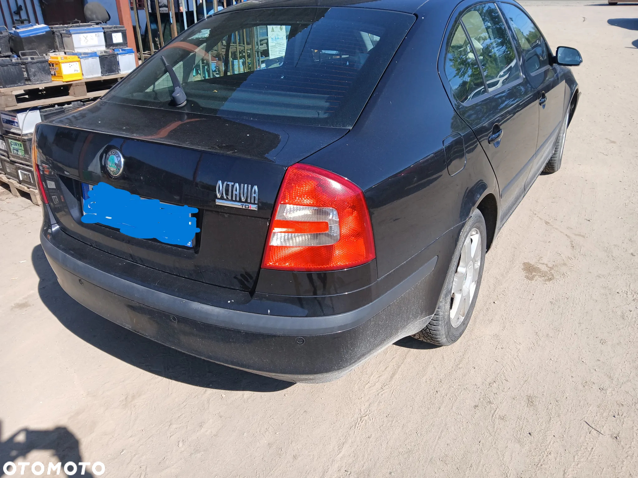 skoda octavia II fotel fotele kanapa deska kokpit podsufitka boczek boczki klamka podłokietnik licznik - 2