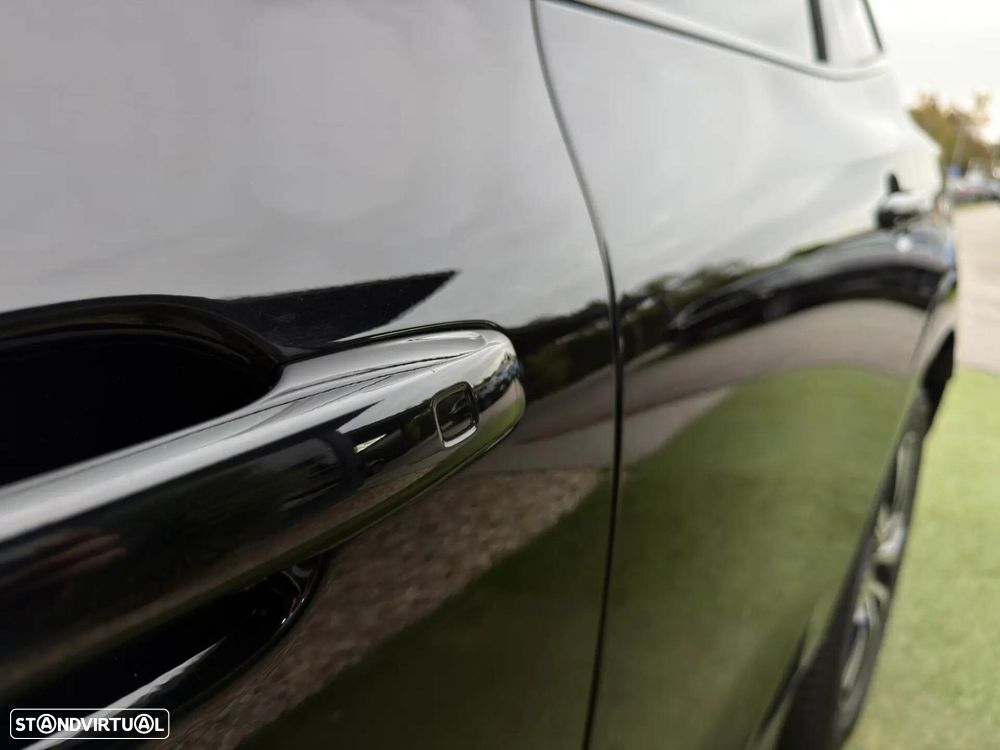 Volvo XC 60 2.0 T6 PHEV Plus Dark AWD - 9
