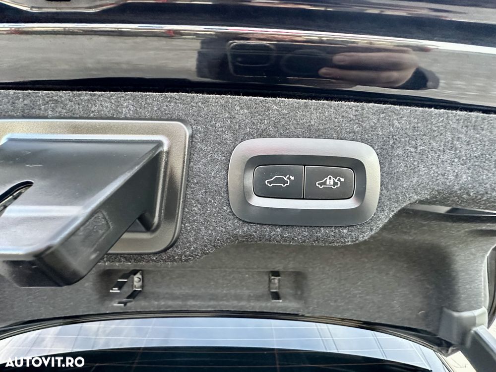 Volvo S90 D5 AWD Geartronic Inscription - 27