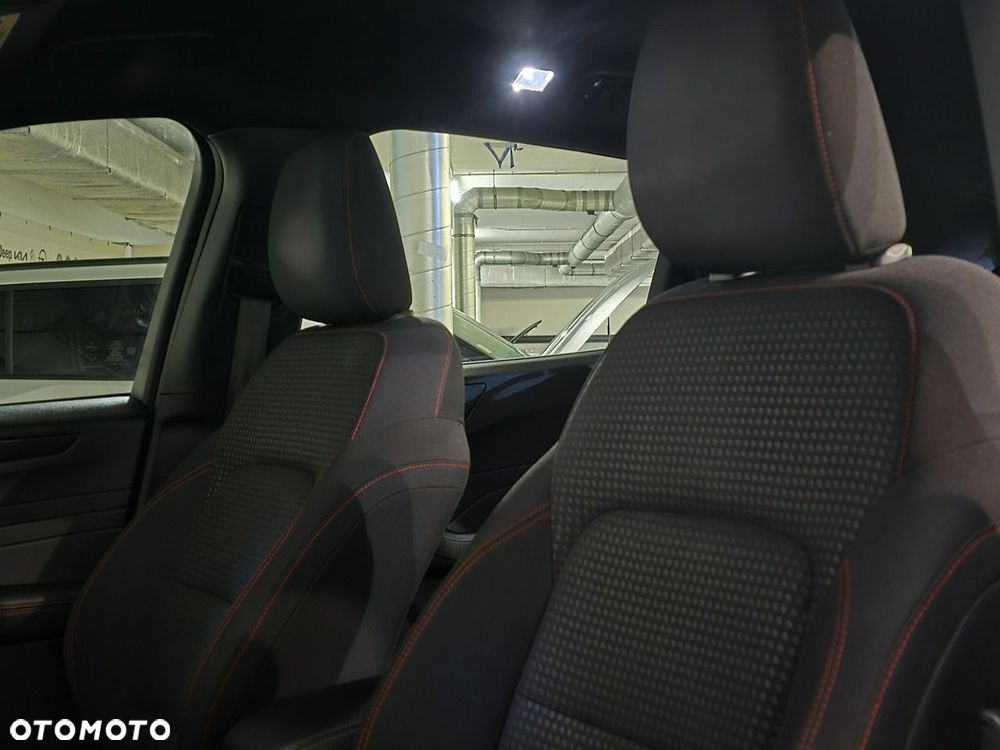 Ford Kuga 1.5 EcoBoost ST-LINE - 16