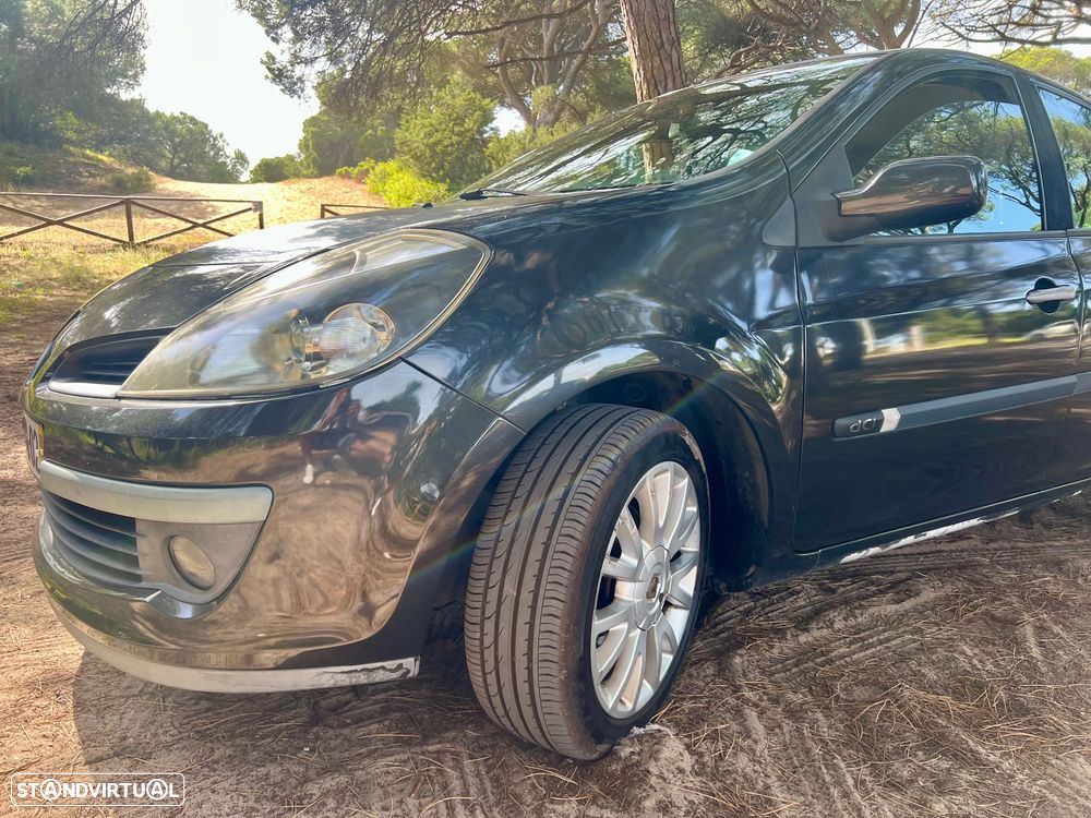 Renault Clio 1.5 dCi Dynamique S - 4