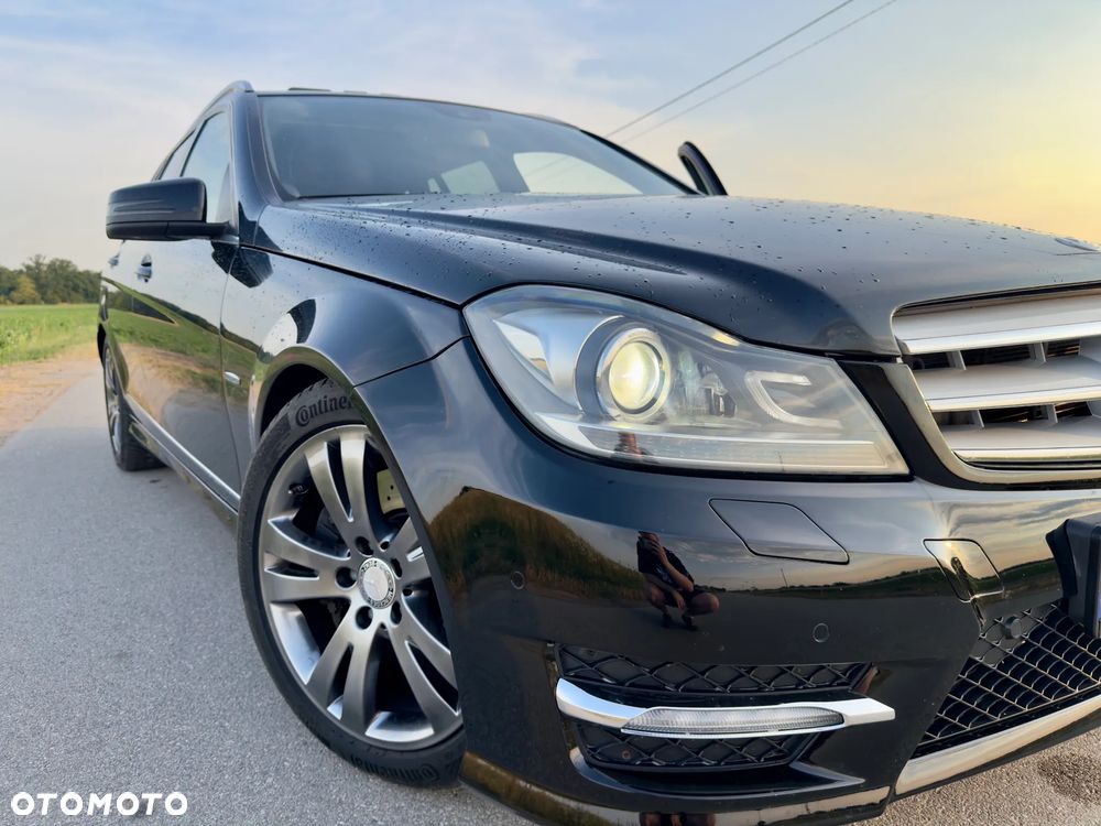Mercedes-Benz Klasa C 250 CDI BlueEff Avantgarde 4-Matic - 3