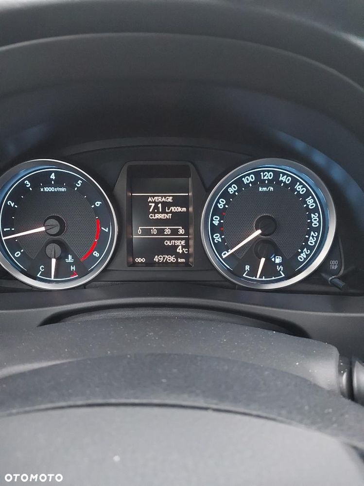 Toyota Auris 1.6 Premium - 16