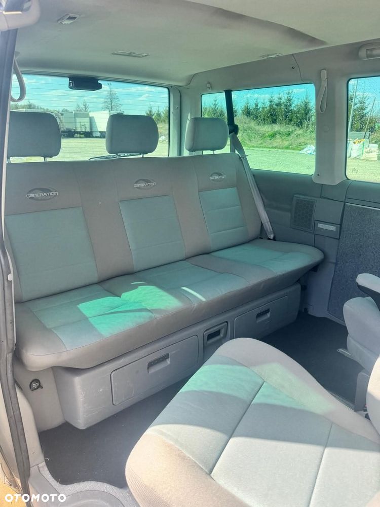 Volkswagen Transporter - 11