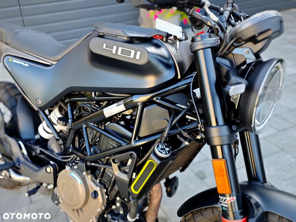 Husqvarna Svartpilen - 26