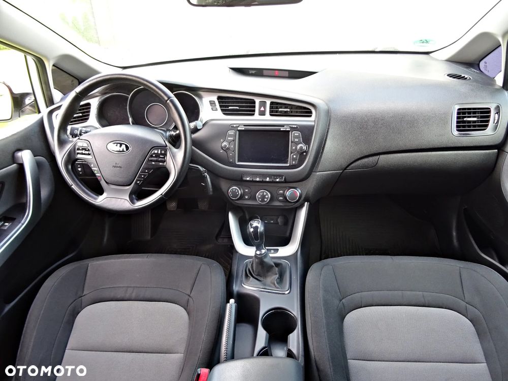 Kia Ceed - 5