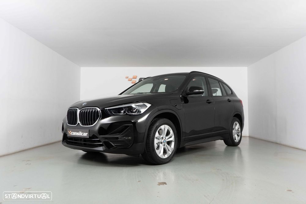 BMW X1 25 e xDrive Corporate Edition - 6